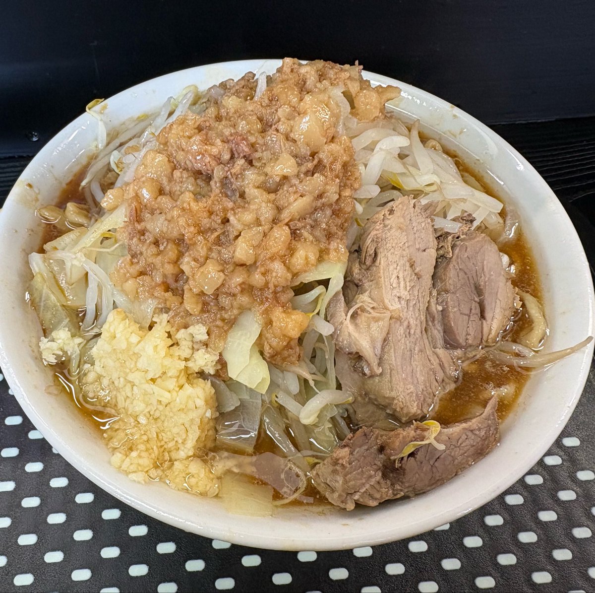 よよよ tweet media