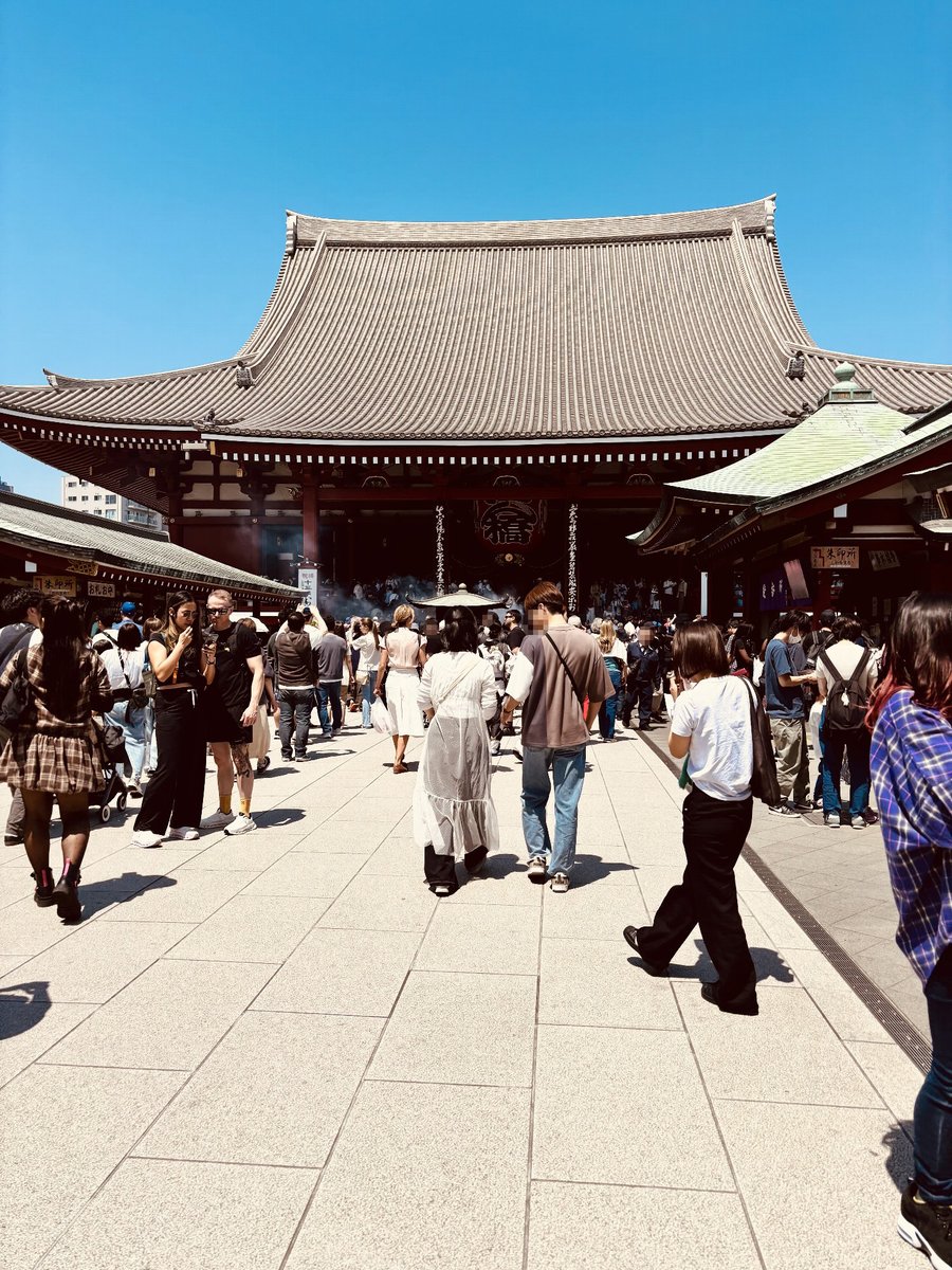 ncross1987's tweet photo. ＼スタッフ日記／

北海道をとびだして、たまには東京へ。
東京・浅草から見上げた #スカイツリー。 にぎわう #仲見世 や、道具の専門店が並ぶ #かっぱ橋。 東京らしい景色の中にも、どこかノスタルジックな街並みから、地域に根づく文化や人の営みを感じる場面が多くありました。

（ゆ） https://t.co/Qpn2qCvbIo