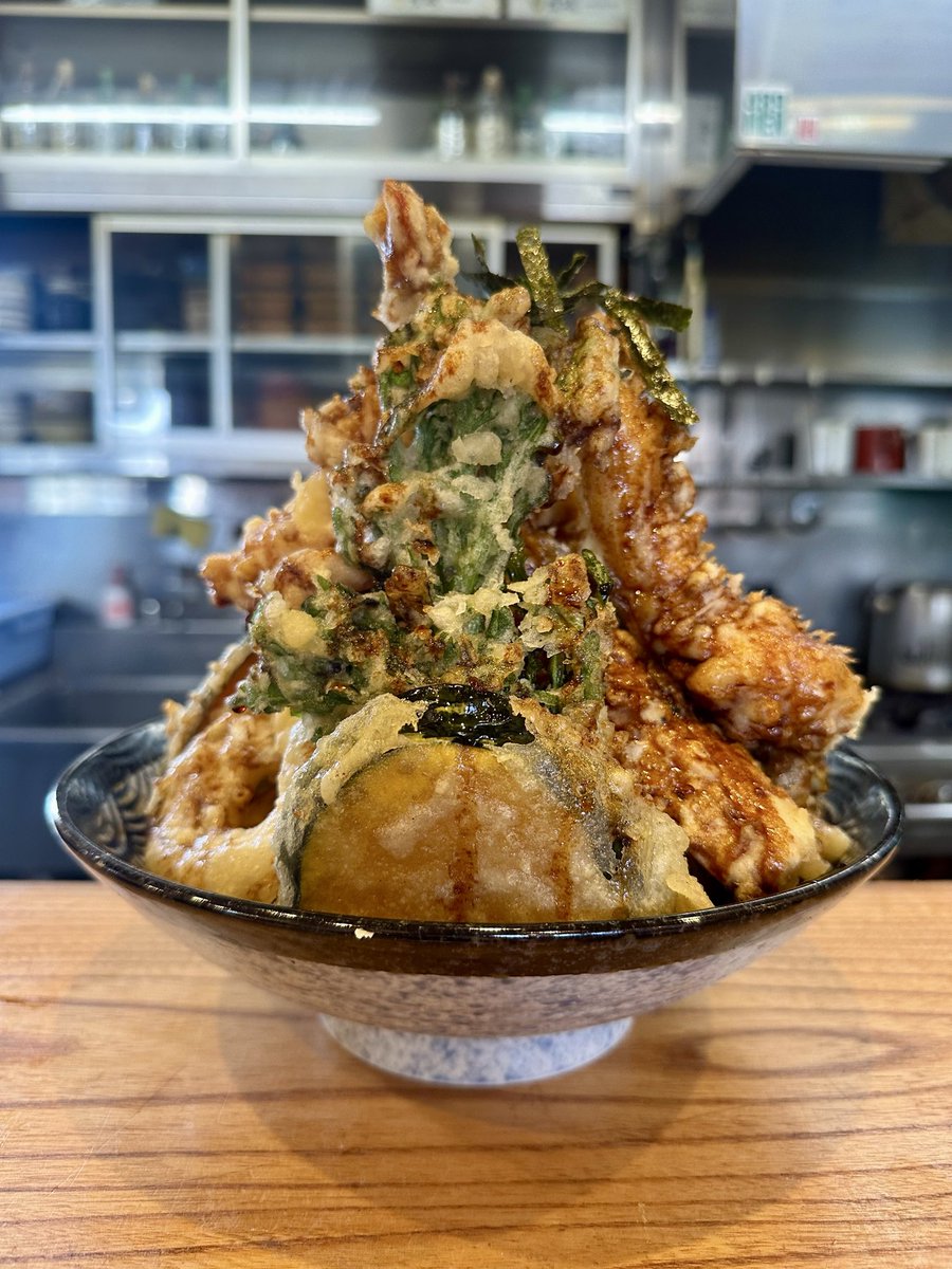 加賀本店@山梨県甲府市 えび天丼(3食限定) 念願の予約マン聖地🍚 20個