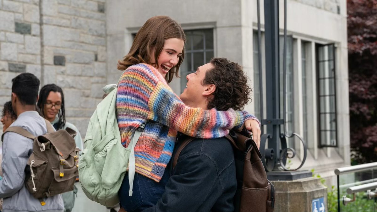voidxreader's tweet photo. Hannah &amp; Garrett — Off Campus https://t.co/qhHzhUCLVT