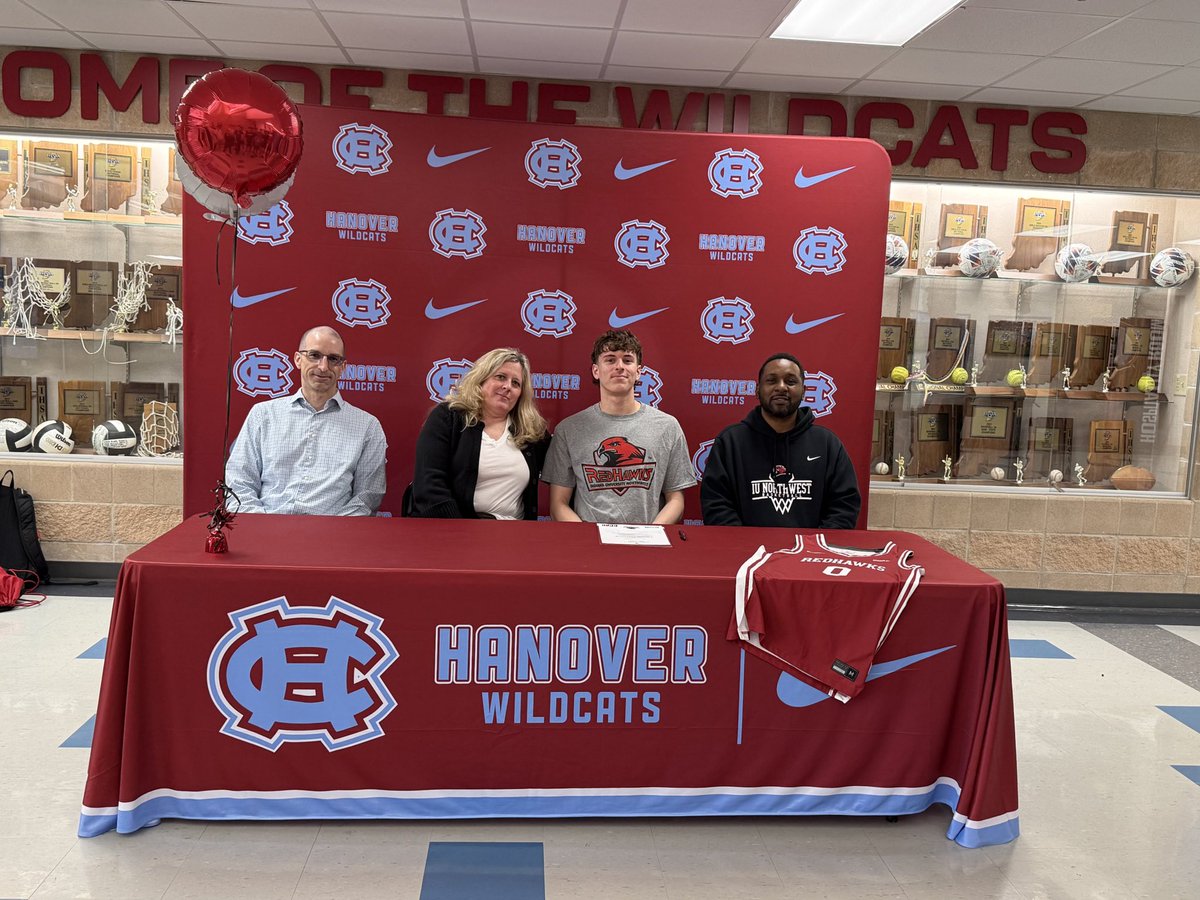 IUN_MensBBall's tweet photo. Congratulations to @langdon_32 welcome to the RedHawk family 🔴⚪️ https://t.co/dyHmD6vdqc