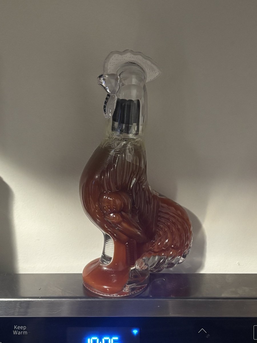 THANYOS_230's tweet photo. hot cock on my stove. Awesome https://t.co/WFfoBVt6ZA
