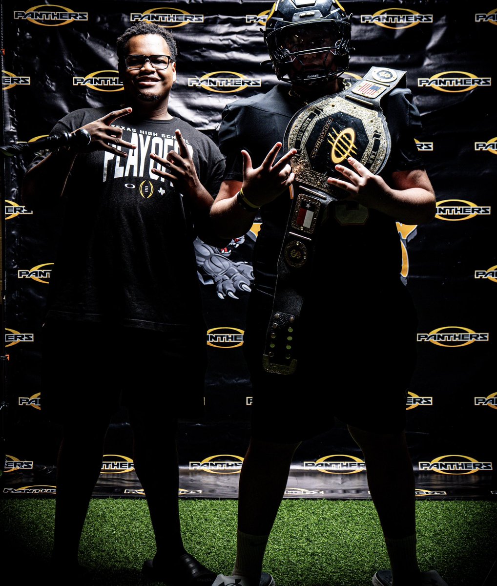 Klein Oak High School Football tweet media