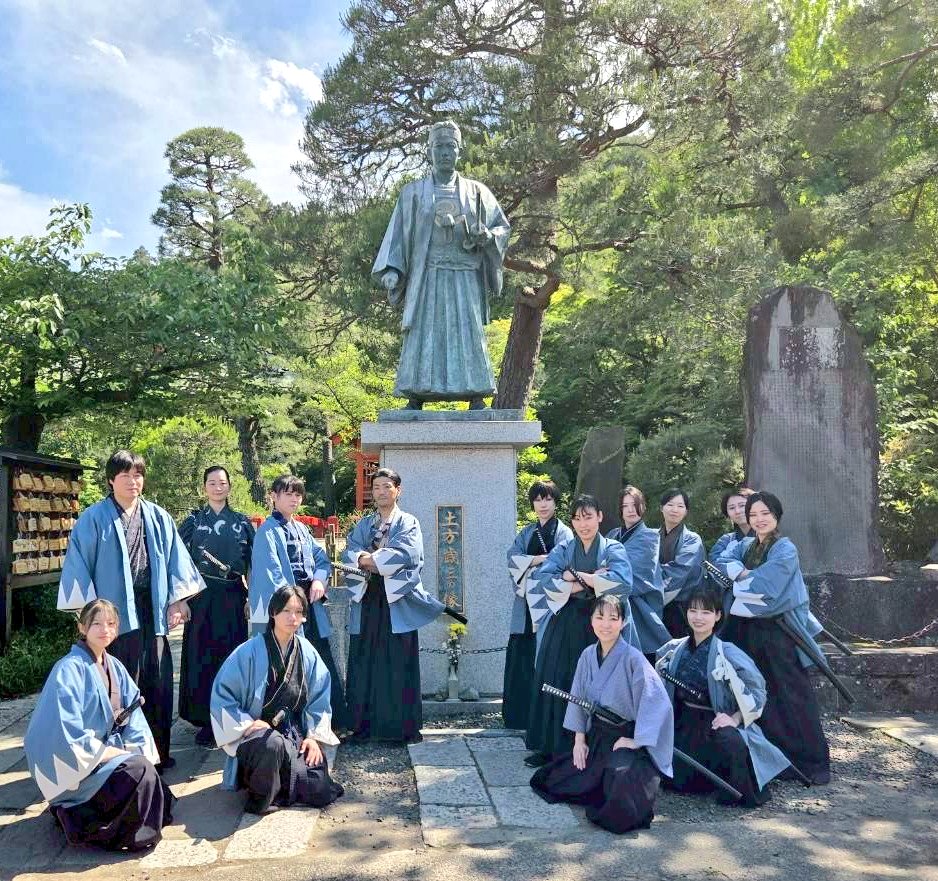 彩野 tweet media