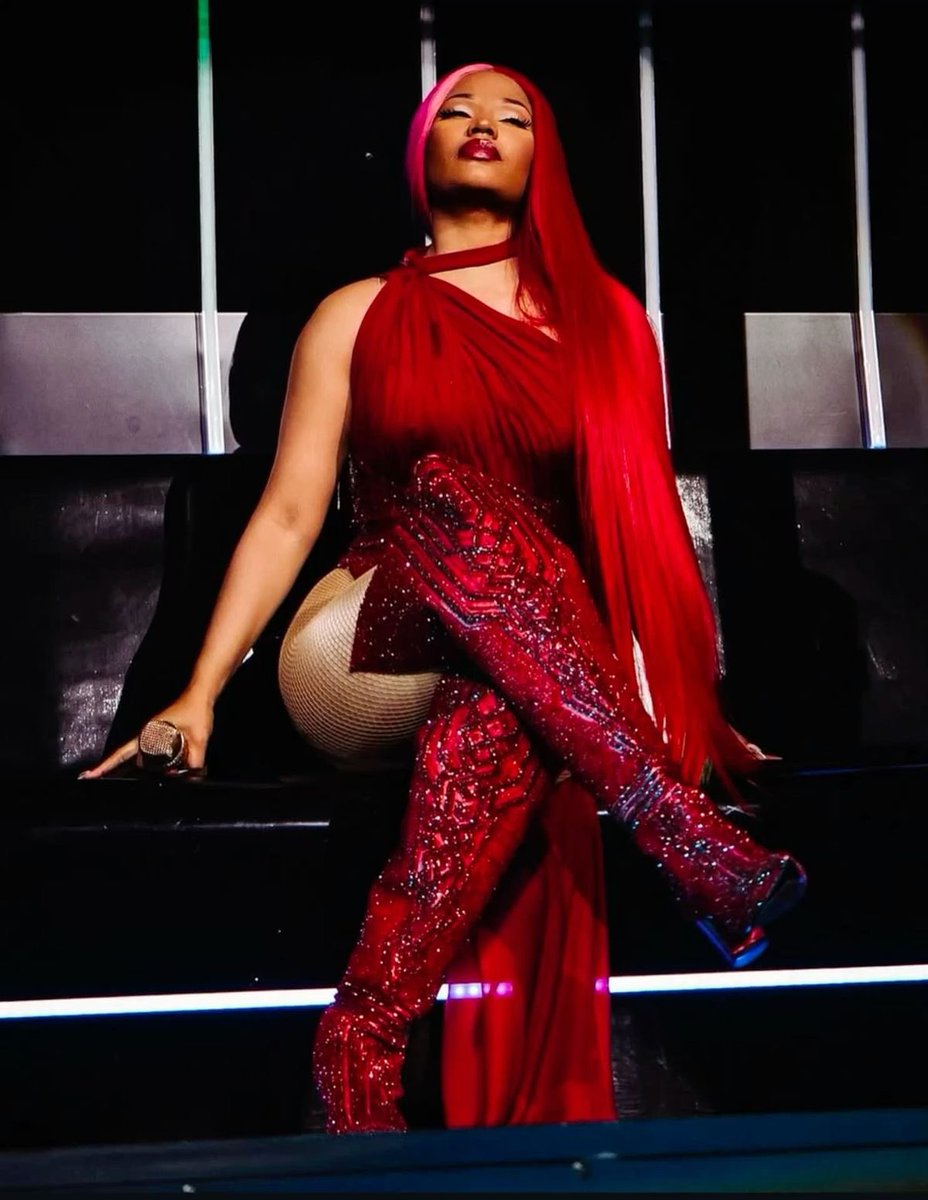 The Onika Magazine  tweet media