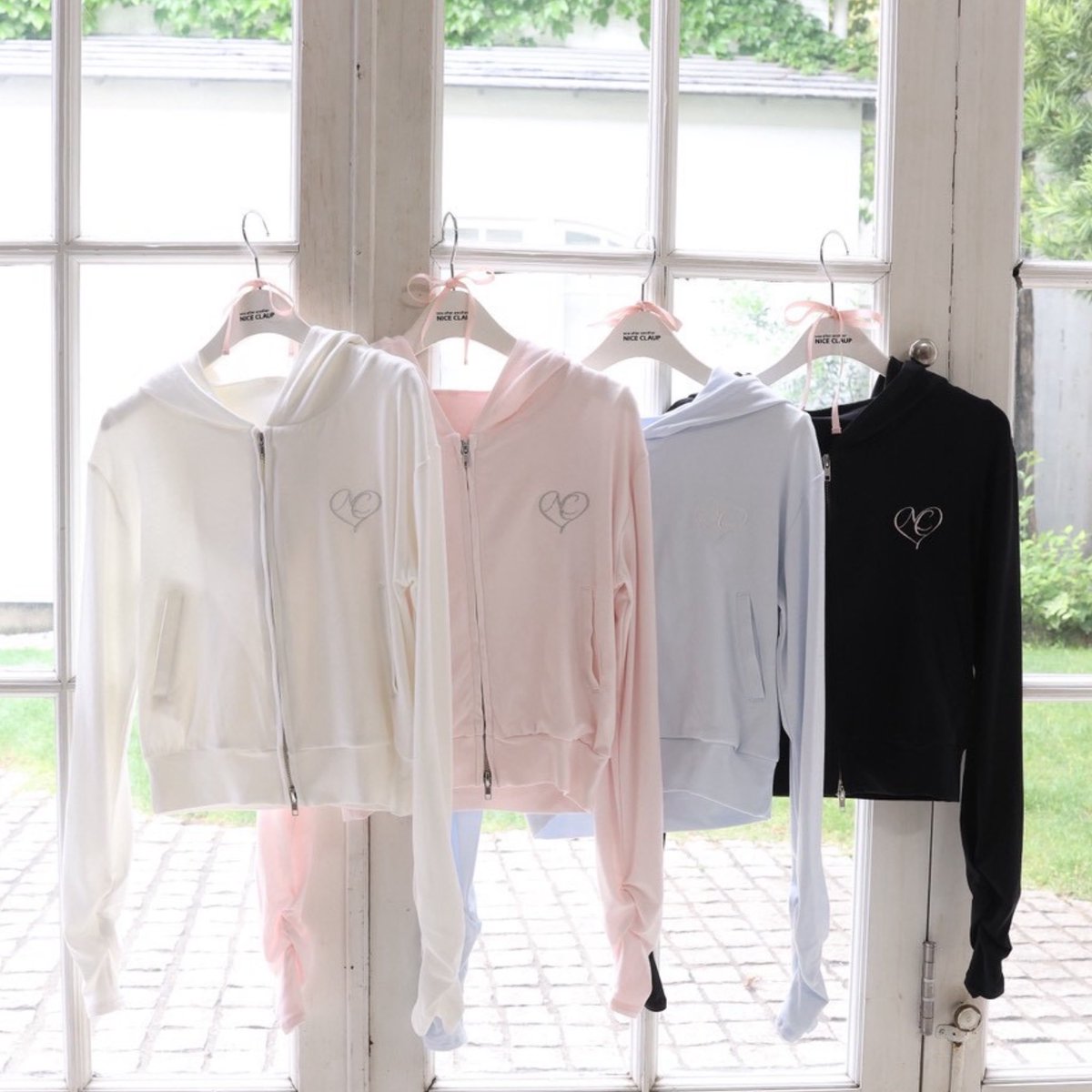 NICE_RAKUTEN's tweet photo. .
✦ ── Rakuten Fashion ── ✦

ナイスクラップのUVパーカー🧜‍♀️🫧
可愛いだけじゃなく紫外線を90%以上カット☀️✨

▶︎▶︎ https://t.co/tt5IwP1rlp https://t.co/kP10QXDuKQ