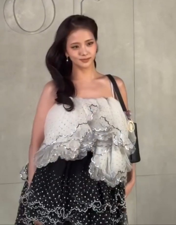 CRESCENTJS's tweet photo. Insane face cards!

JISOO AT DIOR CRUISE SHOW
#JISOOxDiorCruise27 https://t.co/PE0A0gHHGv