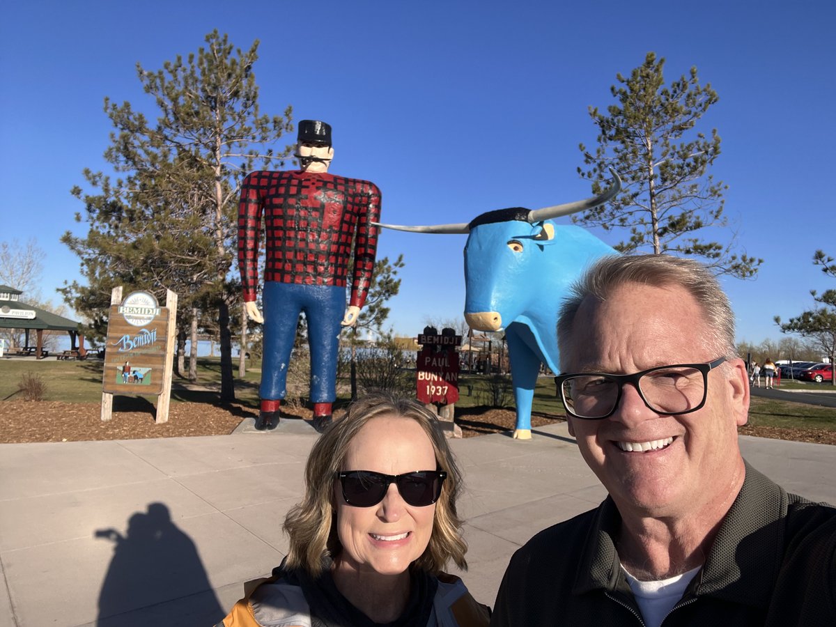 605Hanson's tweet photo. Made our way to Bemidji, MN. First of the season stop at Zorbaz. Viewed Bad Medicine Lake. Saw a Black Bear. Took a picture with Paul and Babe. It was great! Bemidji State Foundation work is coming up. Exciting times! https://t.co/ErRgQue4vq