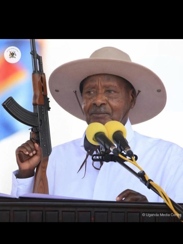 ShkJunia's tweet photo. Am.ready to face this mbizzi" ounce you pay me platform. 
Ugandans my name is mustapha ssempijja sheikh https://t.co/MWAgWU6nw4