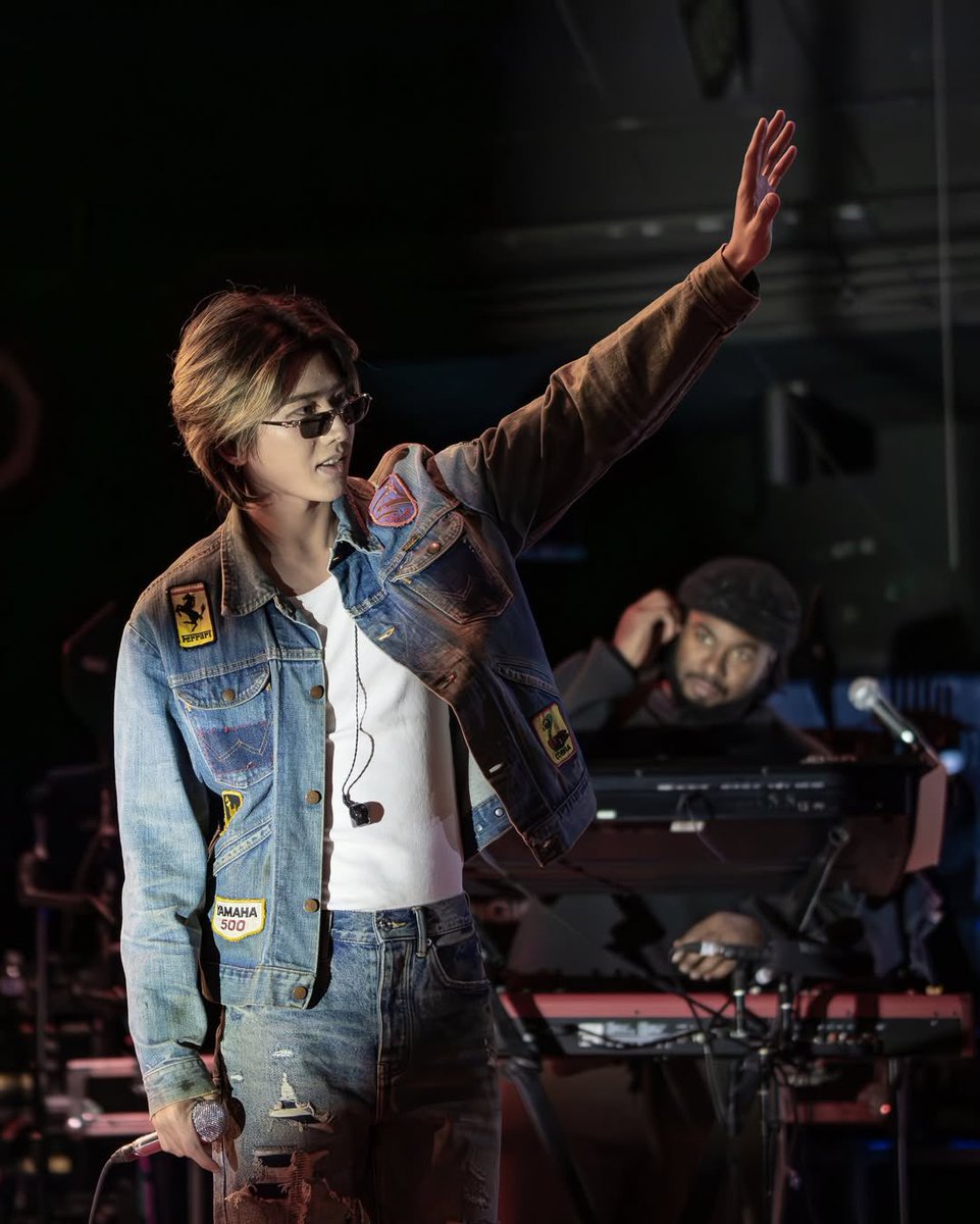 KUN's vocals are addictive to listen to. #KUN #caixukun #蔡徐坤