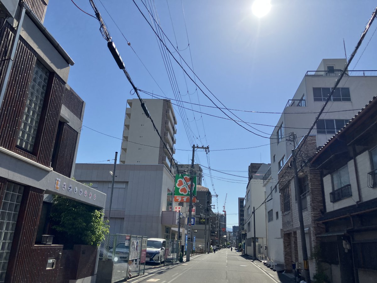 carchandrelease's tweet photo. 大阪市東成区は晴れ☀
AIさんこんなに入らないですよ～👇😣

#企業公式が毎朝地元の天気を言い合う #企業公式春のフォロー祭 #企業公式相互フォロー #むしキャッチリー #昆虫 #AI #Gemini https://t.co/QZLZzxZz1q