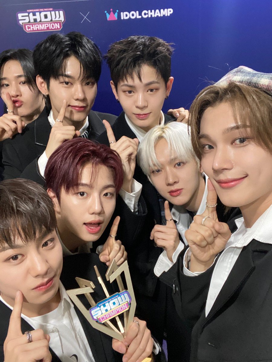 뾰리 tweet media