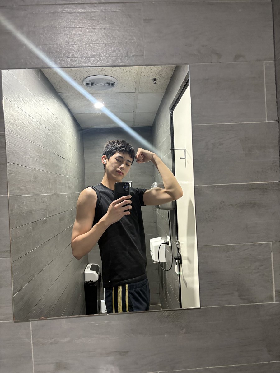 Lucas kenji tweet media