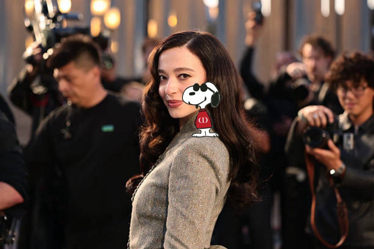 snopymikey's tweet photo. hey, Dior! https://t.co/bgcW0V8P5E