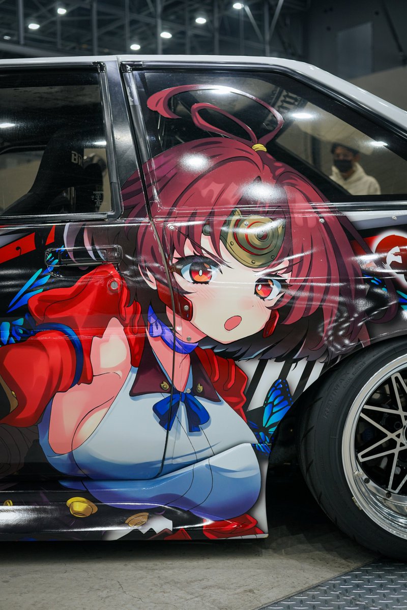 hiro tweet media