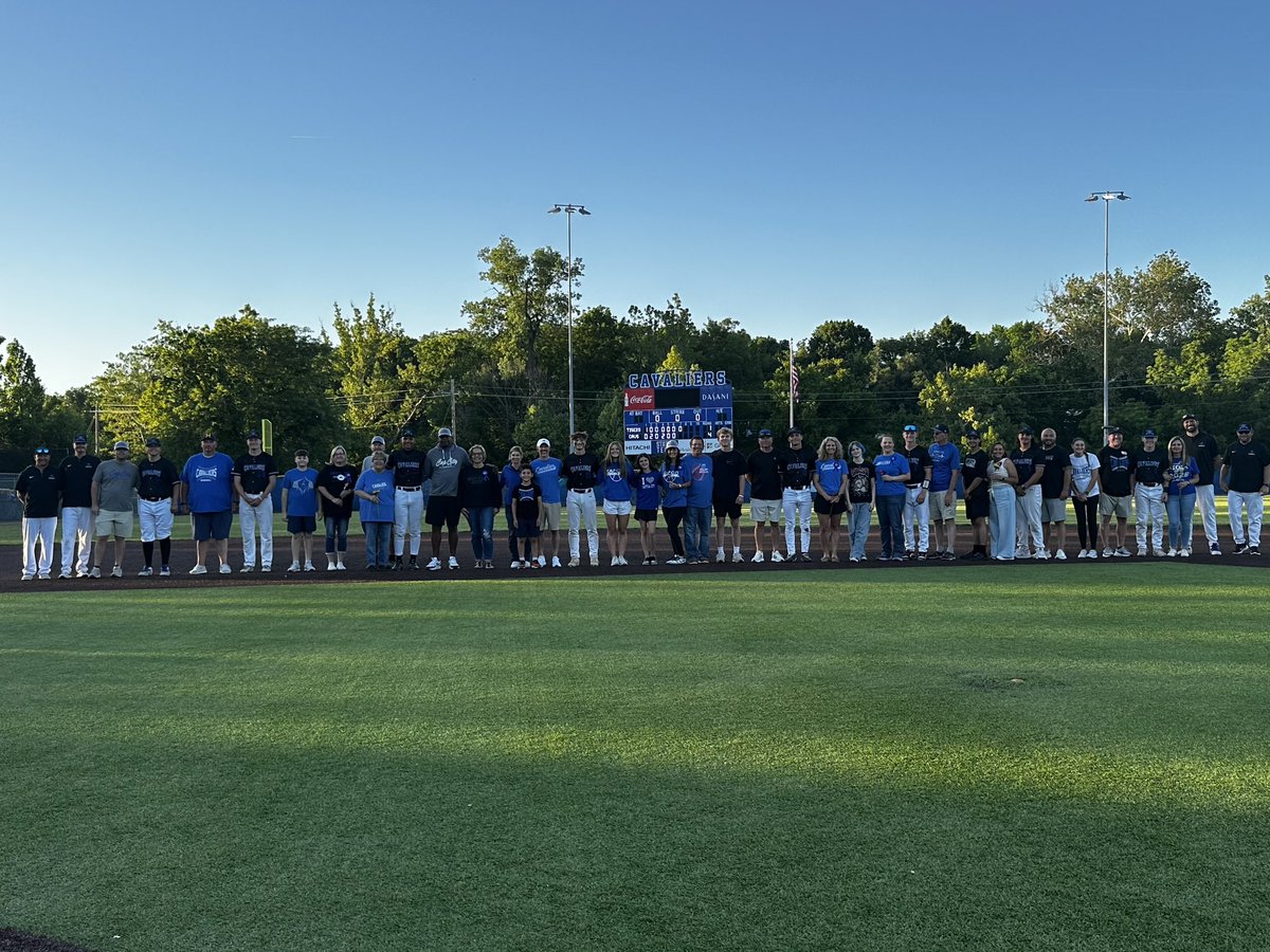 cccavs_baseball's tweet photo. Celebrated Senior Night with a big 4-1 victory over Smith-Cotton tonight! Proud of these 8 guys for their hard work &amp; dedication these past 4 years!

Clark 1-3, SF, 2 RBI
Skinner 1-3, BB, RBI
Haskell 1-2
Petty 1-1, BB

Dorsey (W): 6.2 IP, 3 H, 1 ER, 3 BB, 4 K
Haskell (S): 0.1 IP https://t.co/ZxdrEfJb05