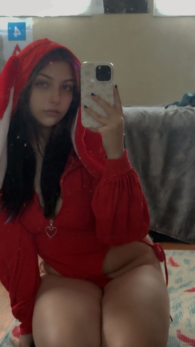 vysblossvm's tweet photo. not new to #nsfwtwt 

• 20 
• single 
• sub
• bunny, puppy, kitty girl 
• i don’t sell 

♡ + ↻ = moots! 

#nsfwtwt #moots #sub https://t.co/QpPomSeUMV