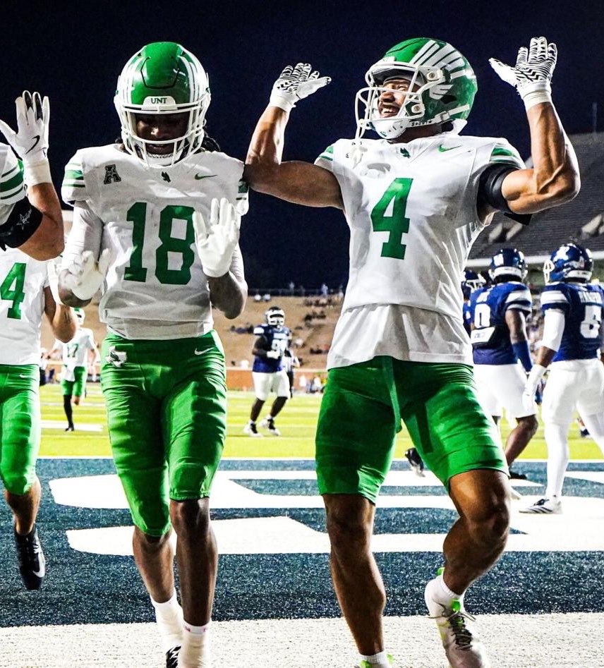 MvpKason's tweet photo. After a great conversation with @CoachMcClain_ I’m blessed to receive an 🅾️ffer from The University of North Texas ‼️ @MeanGreenFB 
#AGTG

@CoachC_Osunde @CoachJ_O @ahscoltfootball @pnelly73 @GPowersScout @DemetricDWarren @adamgorney @samspiegs @MikeRoach247 https://t.co/Zb5kUtfjvD