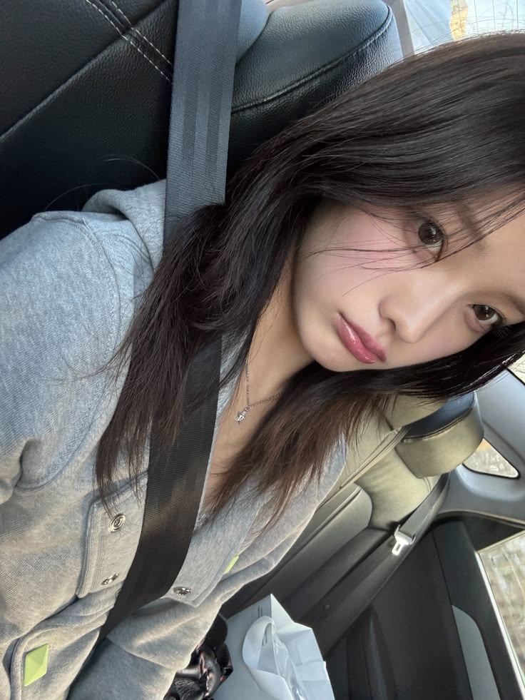 yumina is HOME 🏡 tweet media