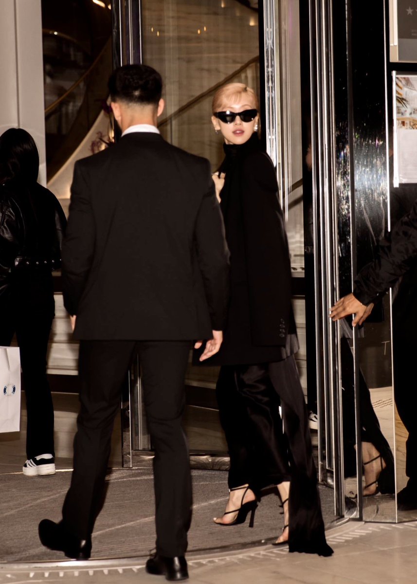 mercie 밥먹자 tweet media