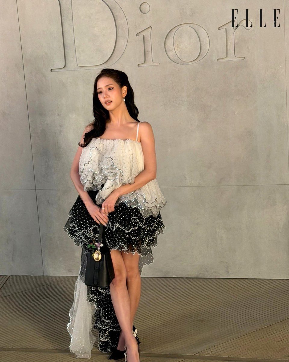 ELLE Thailand tweet media