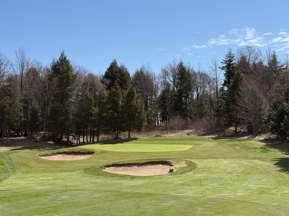 MarquetteGolf's tweet photo. Putting the finishing touches on #Greywalls before we open for the season tomorrow.  
Huge shout out to the turf team for getting the course dialed in for another busy season again.  #100YearAnniversary https://t.co/ufK9mulKpg
