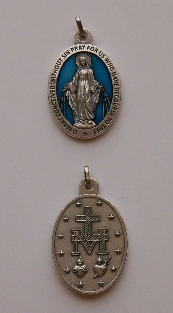 JustAdaugoijele's tweet photo. Our Lady of  the Miraculous Medal ,
Pray for us https://t.co/TTtOM7q3ID