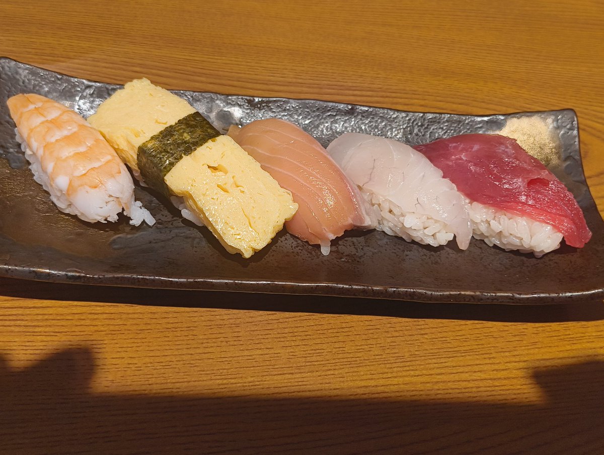 お寿司。 ① O寿し1（寿司/西荻窪）｜粋な握りと、魚と、日本酒とつまんでもつまま