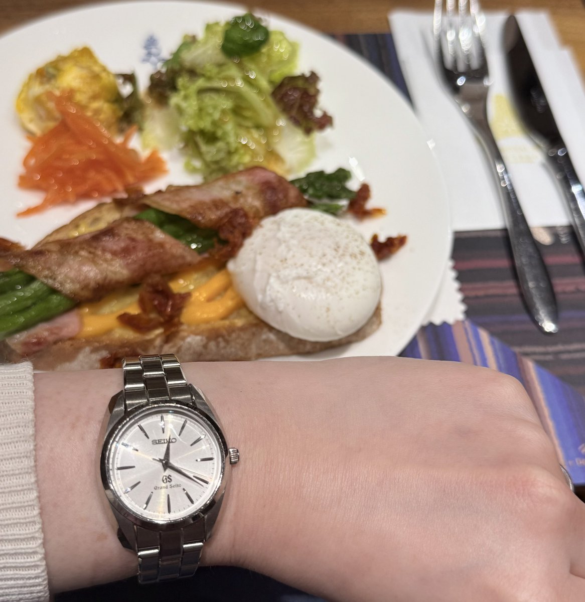 MutsuyoP's tweet photo. 同業とミーティング🍽️ https://t.co/8WtKvhJxKq