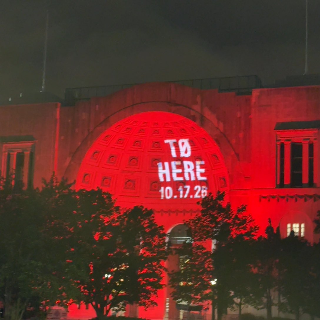 emilyrenniee's tweet photo. oh my god ITS REAL I KNEW IT I KNEW THRY WOULD PMAY OHIO STADIUM https://t.co/9jkL8gjaMr