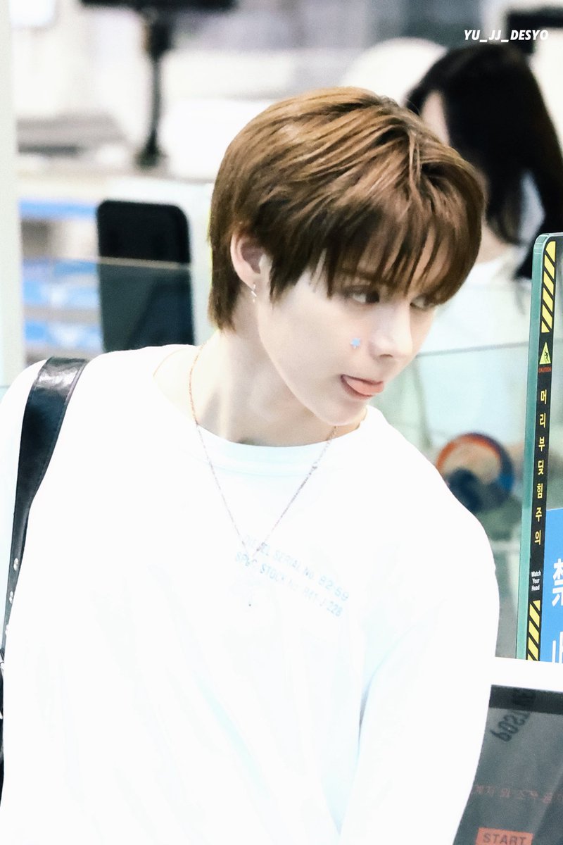 YU_JJ_DESYO's tweet photo. 260514 🤎

#JUSTIN #JAYJAY #JUSTINJAY #저스틴  #ジェイジェイ #SMTR25 https://t.co/AMzatdpb4J