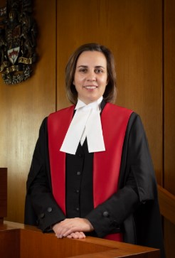 NatCon2022's tweet photo. Alberta Justice Shaina Leonard has unilaterally NULLIFIED the 300k+ “Stay Free Alberta” petition.

Leonard ruled that Alberta Secession would unfairly separate Canadian Indian tribes from their federal funding. #GibsMeDat

Secessionists vow to get it on the ballot regardless. https://t.co/QYh5F3fNPG