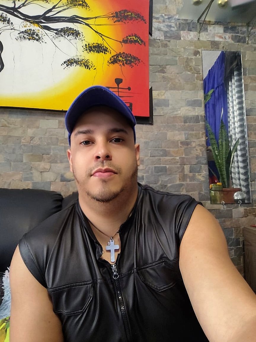 fortius1986's tweet photo. Un día a la vez 💯💪✨ #venezolano #vivir #parati #hombre https://t.co/Z7IGvNayWO