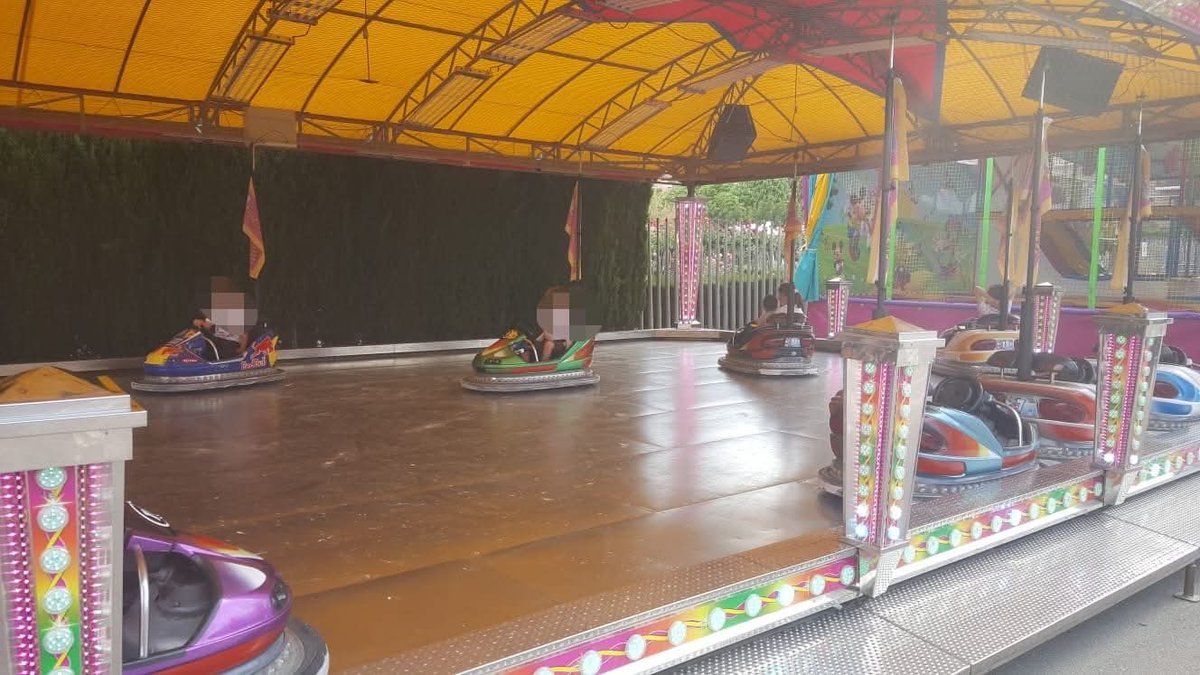 AvExpansionN's tweet photo. 🎉 ¡Esta tarde, planazo en el Bulevar! #FiestasDelBulevar2026

🕔 17:00 | ¡Día del Niñ@! 🎠 Atracciones Pedrín a mitad de precio.

🕖 19:00 | Merienda para peques  Ochíos cortesía de Panadería Rodríguez.

📍 ¡No faltes!
#DíaDelNiño #AmbienteDeBarrio https://t.co/LbKLXbrs5a