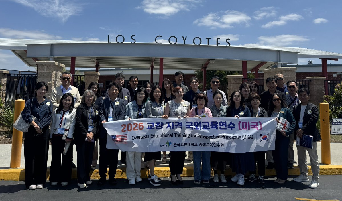 DrStacyChang's tweet photo. Today, @bt_eagles &amp; @lc_coyotes successfully hosted visits from the Korean National University-Education administrators, who visited the schools &amp; classrooms and learned about @CentraliaESD!  We appreciate our staff for accommodating the visits during this busy time of year. https://t.co/n8kZor90dN