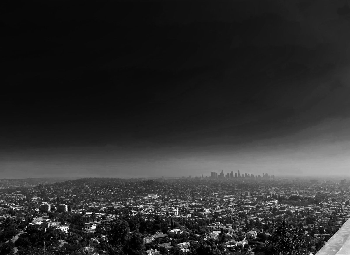 Mdx_zb's tweet photo. is just LA, nth more nth less. https://t.co/ENbbYxXCQr