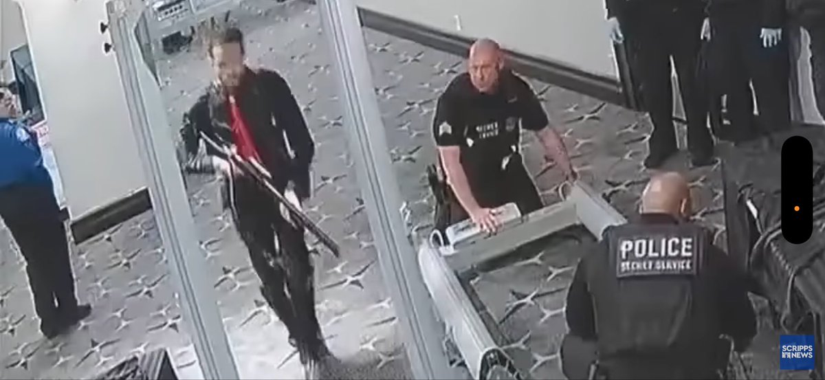 RamseyBell's tweet photo. Hot Take: When I first saw the alleged assassin Cole Tomas Allen run through the metal detector at the correspondence dinner, I immediately thought of a video game I used to play The character in the game wore a red tie and a black suit
Was Cole Allen living out HITMAN: Agent 47? https://t.co/miGzqBje2R