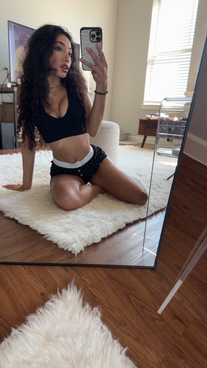 𝖌𝖔𝖉𝖉𝖊𝖘𝖘 𝖇𝖗𝖎💋 tweet media