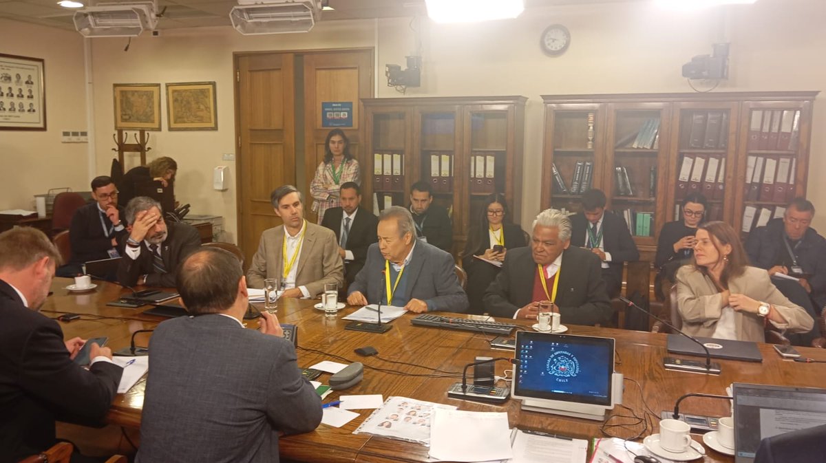 conupia's tweet photo. Presidente de Conupia, Humberto Solar participa en la Comisión de Trabajo de la @Camara_cl , donde continúa el estudio del proyecto de ley que reajusta el ingreso mínimo mensual, así como la asignación familiar, maternal y el subsidio familiar https://t.co/NRT7BmNvFp