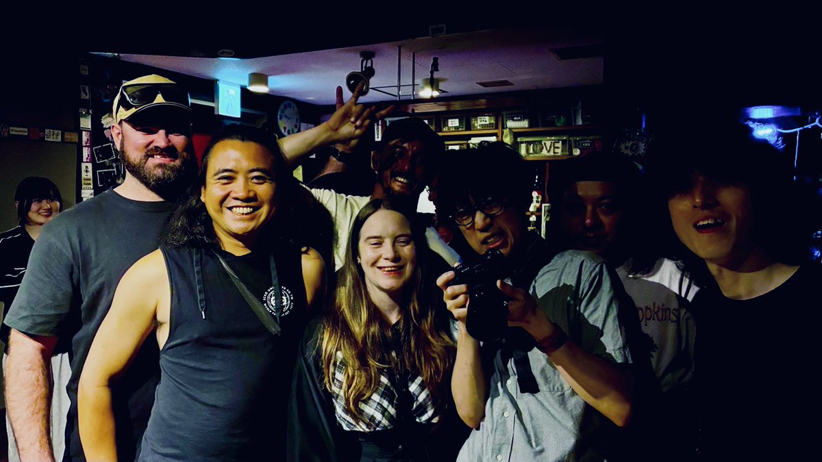 MHIScrewed's tweet photo. 5/13 エレキフレンズ@nano
Many Many Thanx！！

約半年ぶりのnano！！
アップデートし洗練された爆音でNakedなライブをお届けすることができました！

音楽は国境を越える！🇺🇸🇦🇺
ありがとうございました！

MHIS次回ライブは6/27日京都某所！
情報解禁間も無くです！ https://t.co/IFrMcki0PS