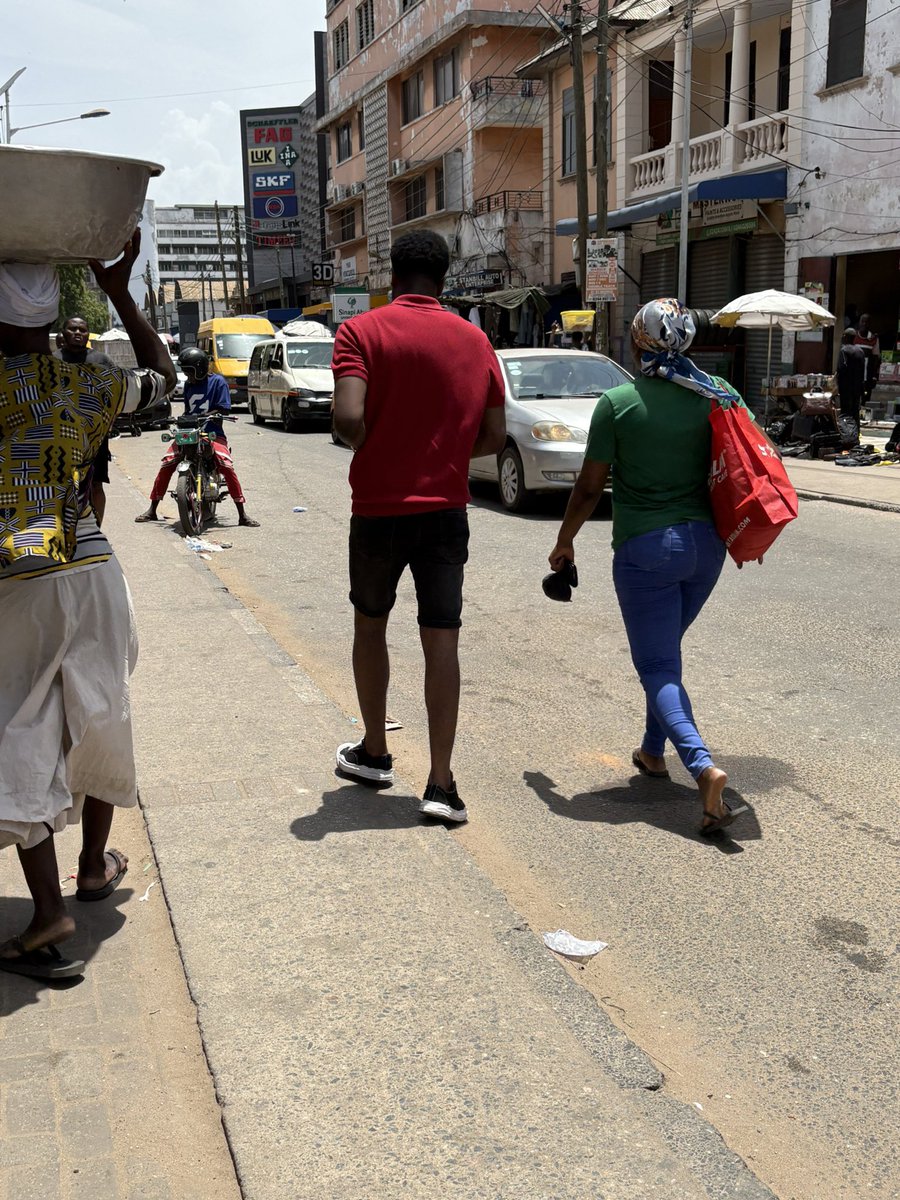 TukaManel's tweet photo. 🇬🇭🚶🏾‍♂️ https://t.co/r2BbJ8wvd9