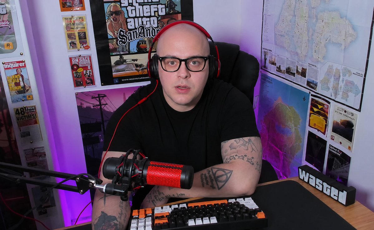 YT_RezyONYT tweet media