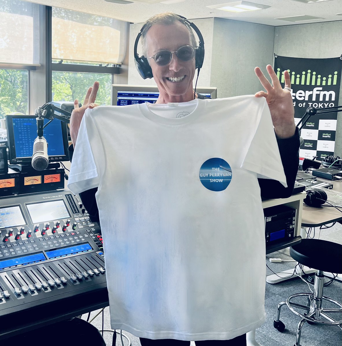 gps897's tweet photo. ◤#interfm 30th Anniversary 
T-SHIRTS Campaign👕◢  

開局30周年記念のGPSオリジナルTシャツ
サンプルが上がってきました～✨

▽ご購入はこちら▽
https://t.co/sTJKewXQ8Q

⚠️受注は5/18(月)正午まで‼️

各番組オリジナルTシャツ 好評販売中！  

#guyperryman https://t.co/loMCbbQ1TH