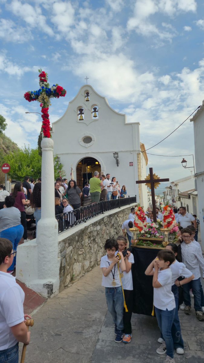 Cofradía del Santo Entierro tweet media