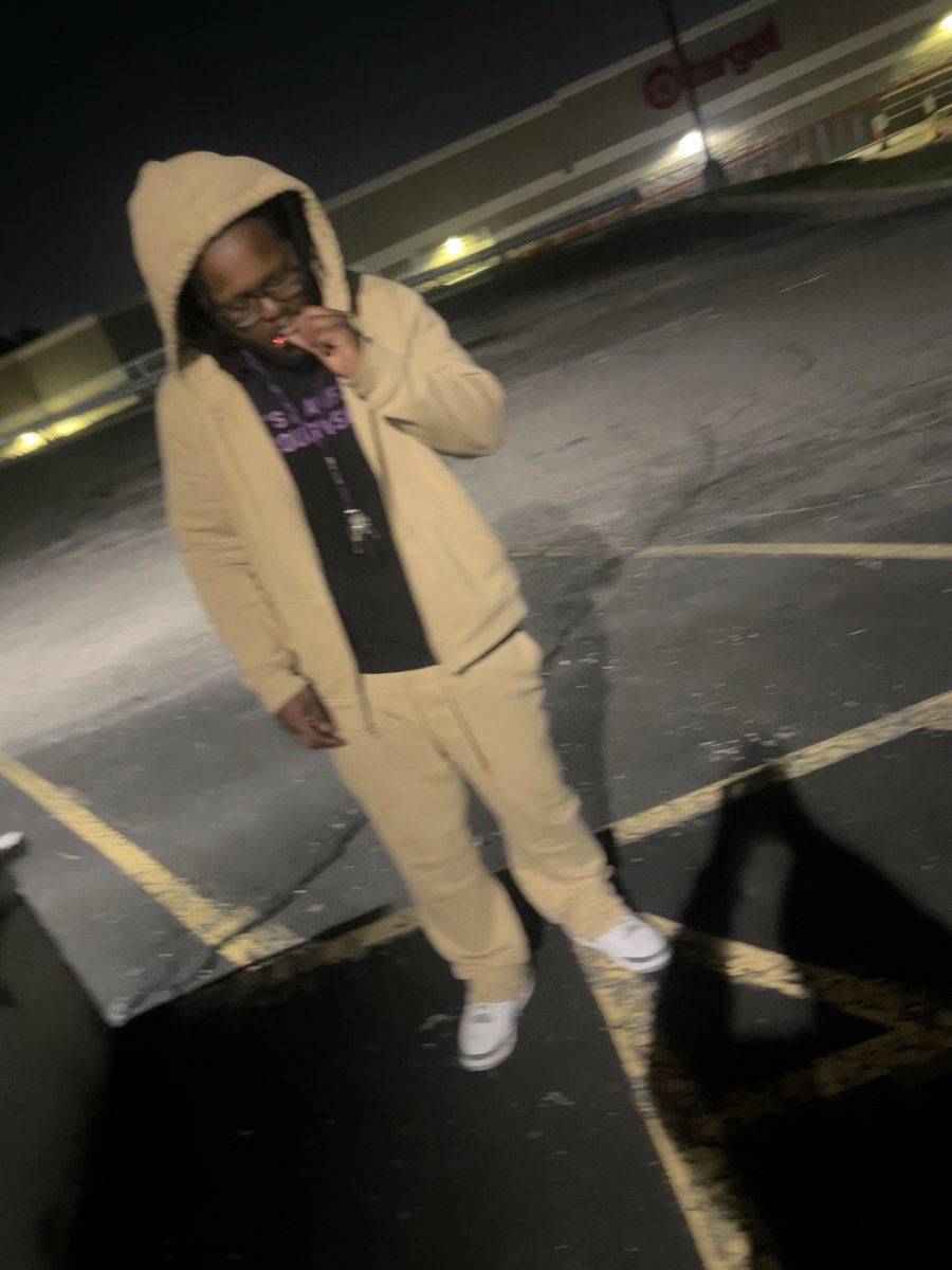 Sheluvsensei's tweet photo. 🧙🏾‍♂️ https://t.co/NszxVKXUTW