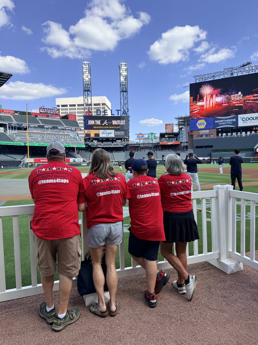 teams4taps tweet media