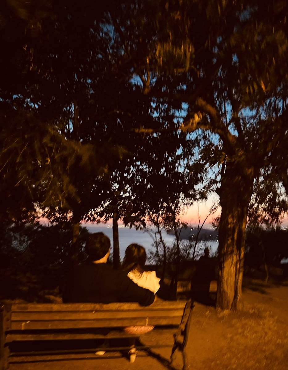 __destina's tweet photo. ‘Serin bir rüya hatrınadır, çektiğim bu dünya ağrısı.’ 

Benim serin rüyam sensin sevgilim. https://t.co/70VBojy9pn