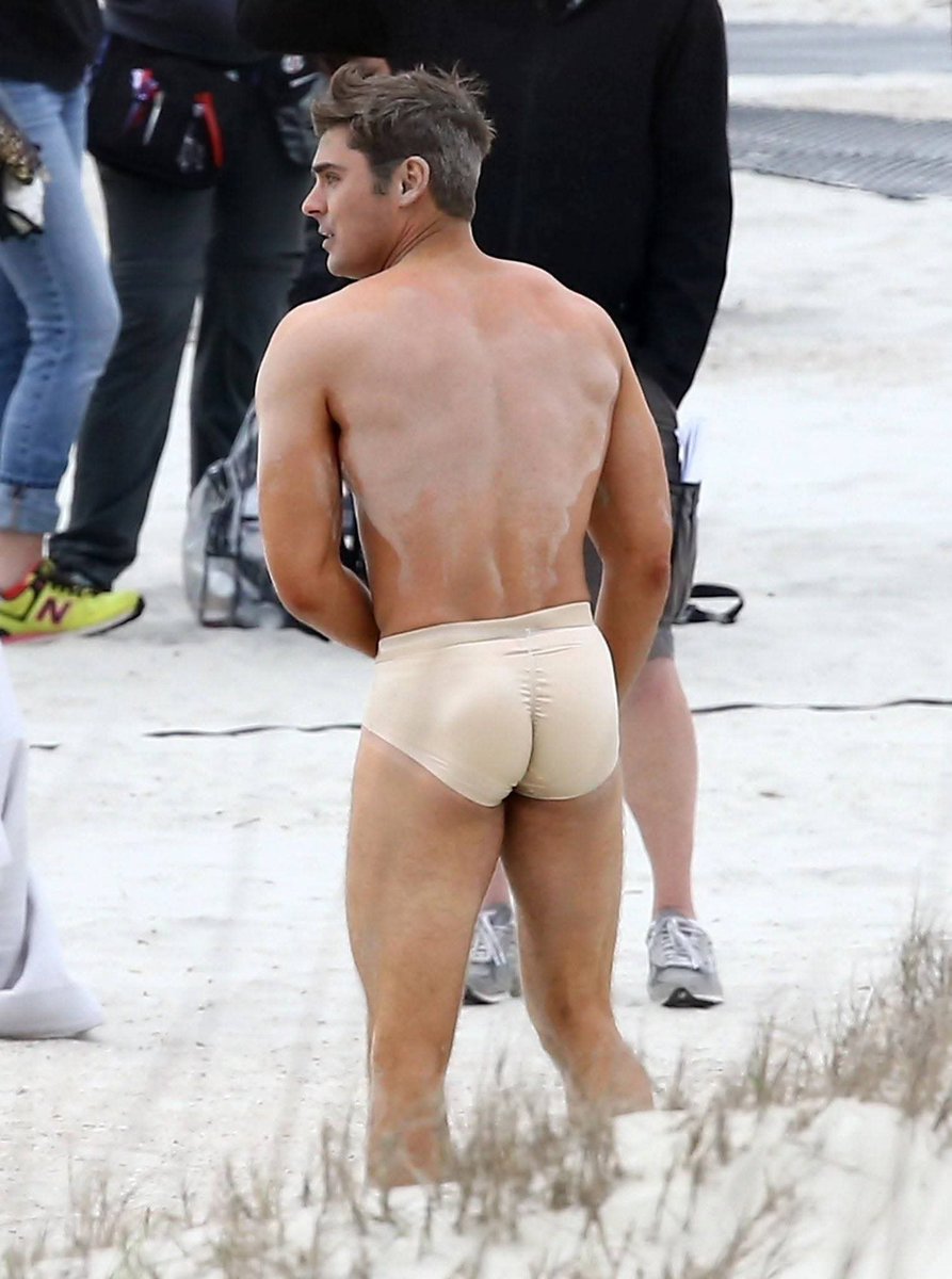 Jaasiel_Dice's tweet photo. Cuando Nick Jonas y Zac Efron colapsaron internet: https://t.co/zREfQ8ZwCl