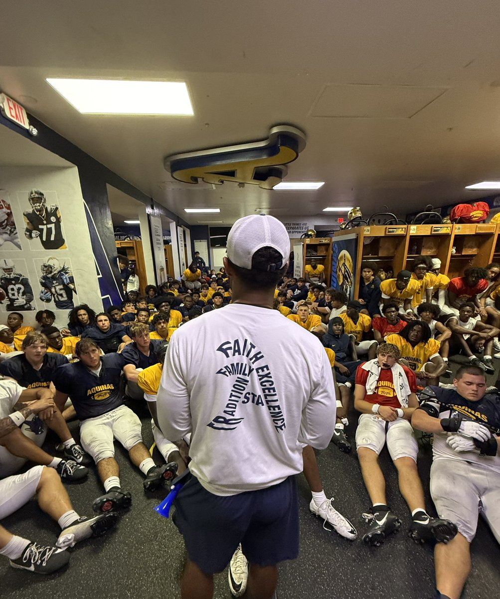 Aquinas Football tweet media