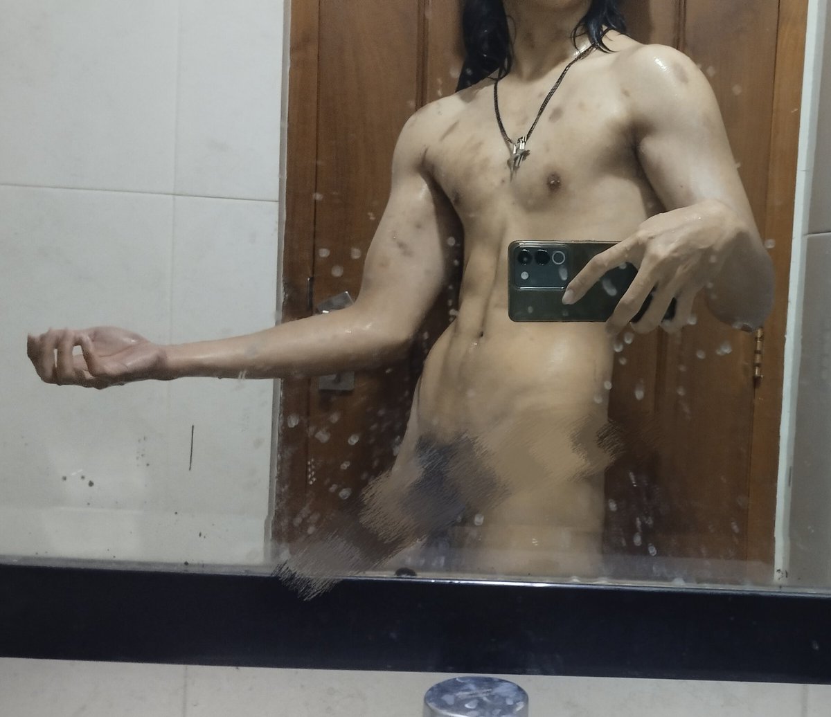 DamienLeDomas tweet media
